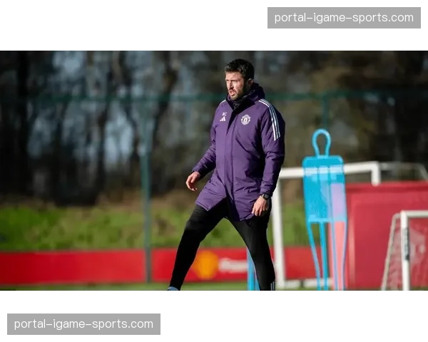 特写：一场因极端天气延期的比赛，如何考验英超的弹性版权与制作安排